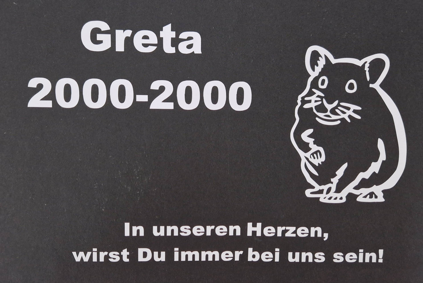 Personalisierte Trauertafel aus echtem Granit