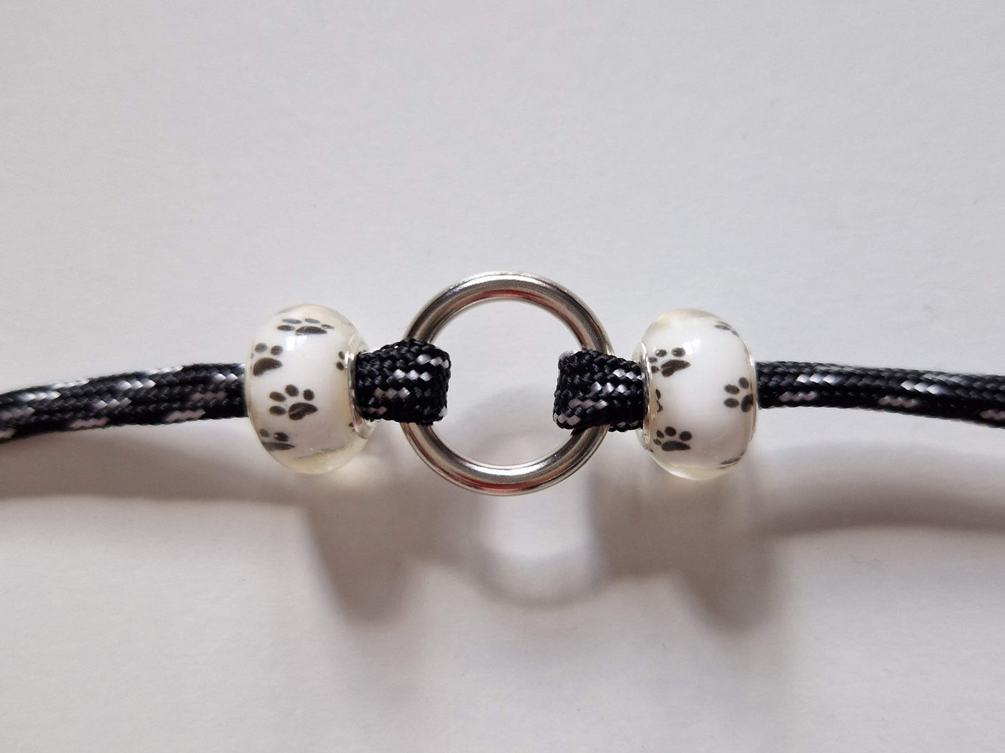 Größenverstellbares Markenhalsband